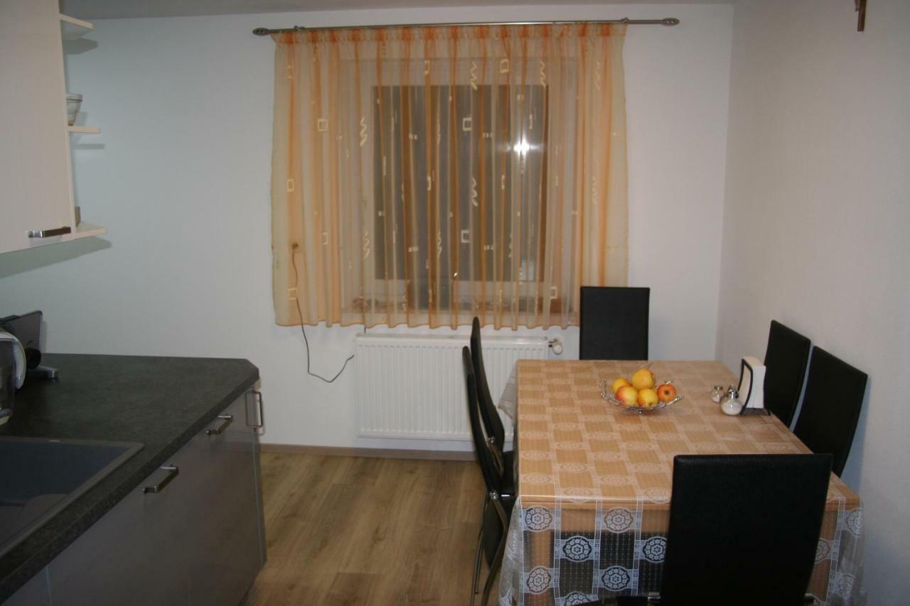 Privat Unterkunft Schreiber Winterbach  Екстериор снимка