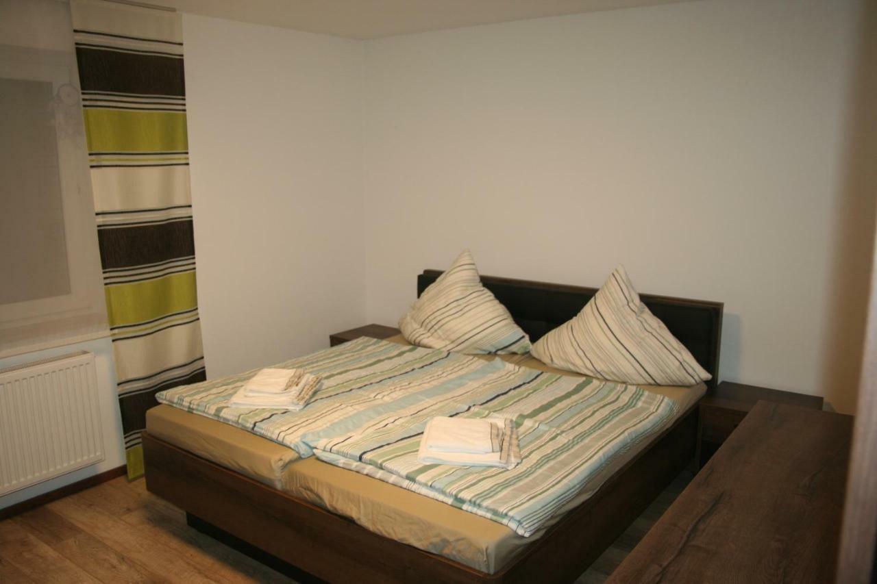 Privat Unterkunft Schreiber Winterbach  Екстериор снимка