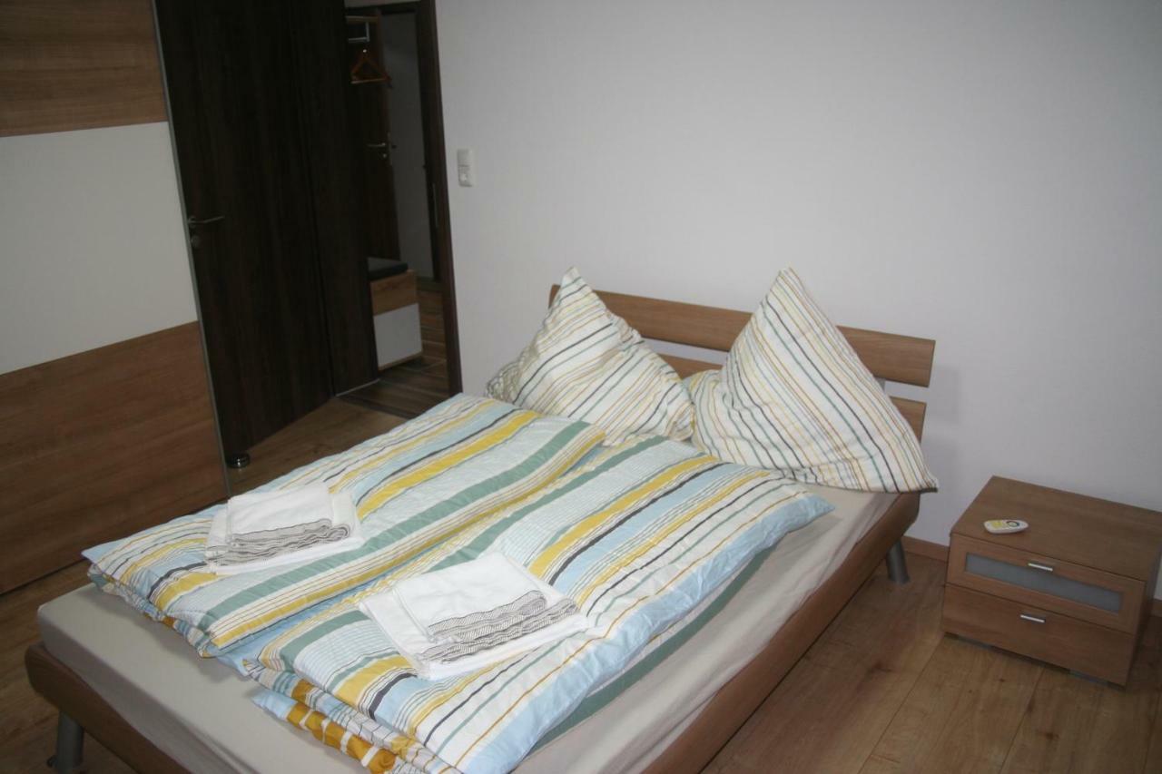 Privat Unterkunft Schreiber Winterbach  Екстериор снимка
